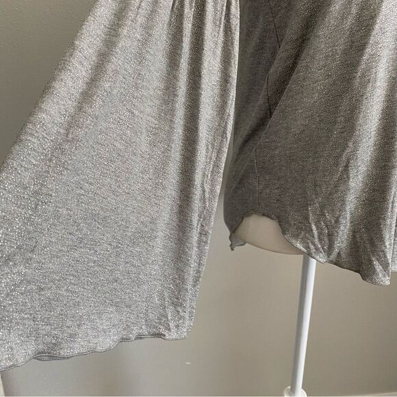 Chaser Cold Shoulder Gray Silver Glitter Bell Flounce Sleeves M NWT - Picture 12 of 15
